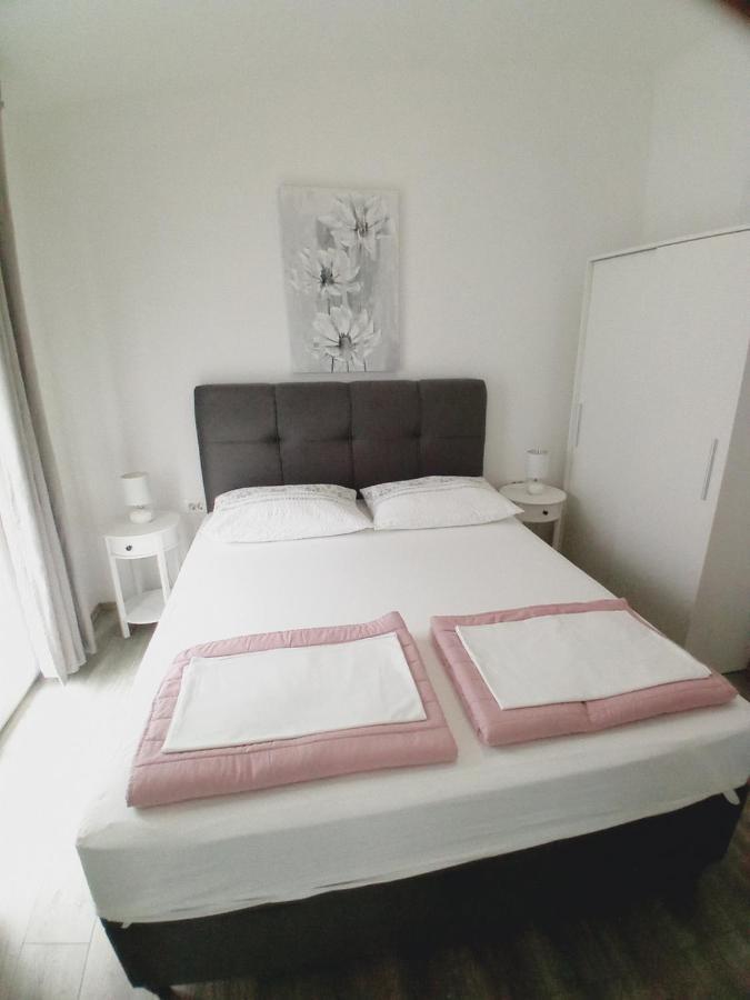 Tonka Apartments Gradac  Extérieur photo