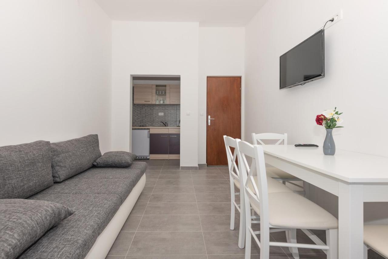 Tonka Apartments Gradac  Extérieur photo